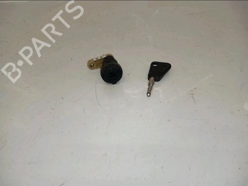 Autre RENAULT 25 (B29_) 2.0 (B297) (101 hp) 31822218