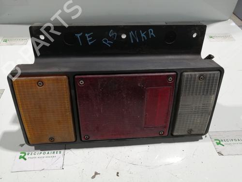 Achterlicht links ISUZU ELF Van (NHR6_, NKR6_, NKR7_, NKS7_) [1992-2003]  31730058