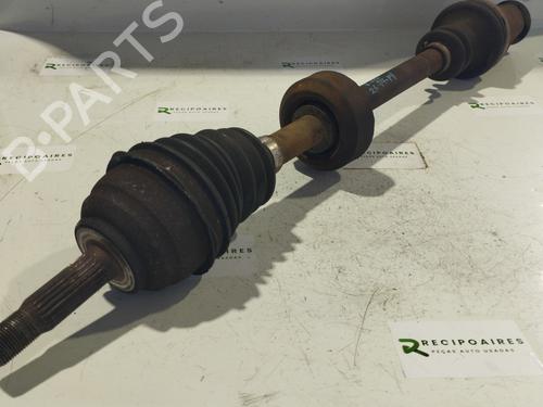 Used Left front driveshaft RENAULT CLIO II (BB_, CB_) 1.2 (BB0A, BB0F, BB10, BB1K, BB28, BB2D, BB2H, CB0A,... (58 hp) 31734447