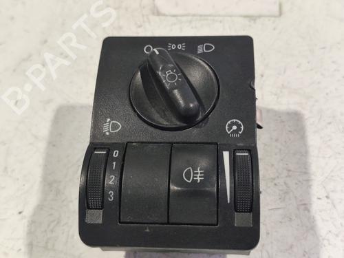 Comutador luzes OPEL CORSA C Hatchback Van (X01) 1.3 CDTI 16V (F08, W5L) (80 hp) 31734862