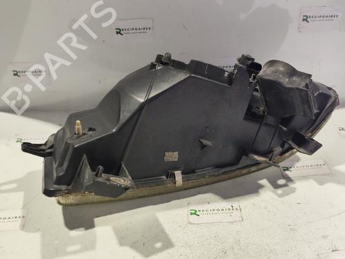 Right headlight RENAULT MASTER II Van (FD) 2.2 dCI 90 (FD0G, FD0N, FD2G, FD2N, FD3G, FD3N) | BP31734893C29