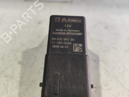 Used Switch TOYOTA PROACE CITY Box Body/MPV (BPZ_) 1.5 D-4D 100 (BPZM) (102 hp) 31736827