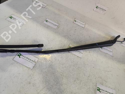 Used Front windshield wiper arm TOYOTA PROACE CITY Box Body/MPV (BPZ_) 1.5 D-4D 100 (BPZM) (102 hp) 31736828