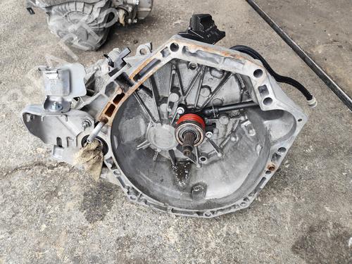 Used Gearbox RENAULT MEGANE III Hatchback Van (BZ_) 1.5 dCi (BZ0D, BZ1G, BZ1F, BZ1M, BZ1W, BZ0R, BZ10) (110 hp) 31737409