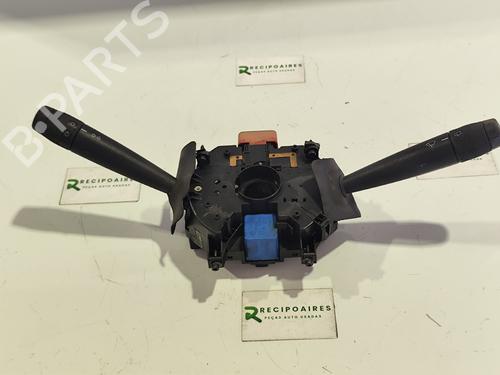 Commande de phare FIAT PUNTO (176_) 60 1.2 (176AP, 176AR, 176AQ, 176BB) (60 hp) 31737775