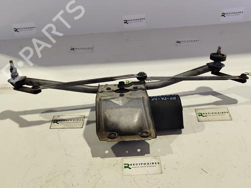 Used Front wiper motor FORD FIESTA III (GFJ) 1.1 (50 hp) 31737856