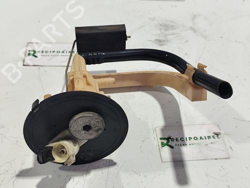 Used Fuel pump MERCEDES-BENZ C-CLASS (W202) C 180 (202.018) (122 hp) 31737913