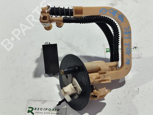 Used Fuel pump MERCEDES-BENZ C-CLASS (W202) C 180 (202.018) (122 hp) 31737914