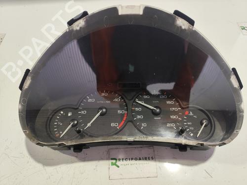 Used Instrument cluster Instrument cluster PEUGEOT 206 Hatchback (2A/C) 1.4 HDi (69 hp) 31738174 31738174