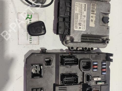 Used Electronic module PEUGEOT 206 Hatchback (2A/C) 1.4 HDi (69 hp) 31738177