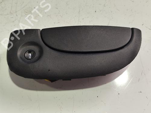 front-left-exterior-door-handle-renault-kangoo-kc01_-1997-31738370 main image