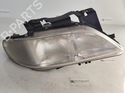 Used Right headlight CITROËN XSARA (N1) 1.9 TD (90 hp) 31738478