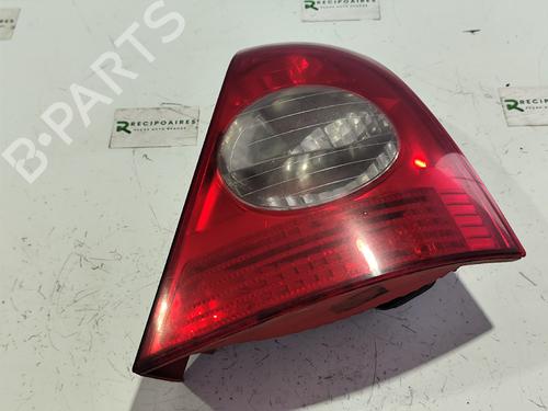 right-taillight-renault-clio-ii-bb_-cb_-1998-1999-2000-2001-2002-2003-2004-2005-2006-2007-2008-2009-2010-2011-2012-2013-2014-2015-2016-31738492 main image