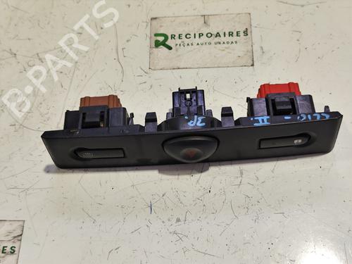 switch-renault-clio-ii-bb_-cb_-1998-1999-2000-2001-2002-2003-2004-2005-2006-2007-2008-2009-2010-2011-2012-2013-2014-2015-2016-31738617 main image