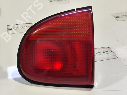 Feu de coffre gauche FORD ESCORT VI (GAL, AAL, ABL) [1995-2002]  31738623