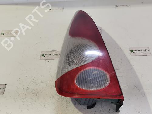 Venstre baglygte TOYOTA YARIS VERSO (_P2_) 1.3 (NCP20_, NCP22_, NCP20R, NCP22R) (86 hp) 31738597