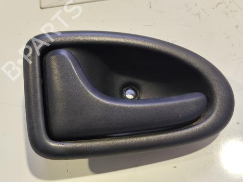 front-left-exterior-door-handle-renault-clio-ii-bb_-cb_-1998-1999-2000-2001-2002-2003-2004-2005-2006-2007-2008-2009-2010-2011-2012-2013-2014-2015-2016-31738634 main image