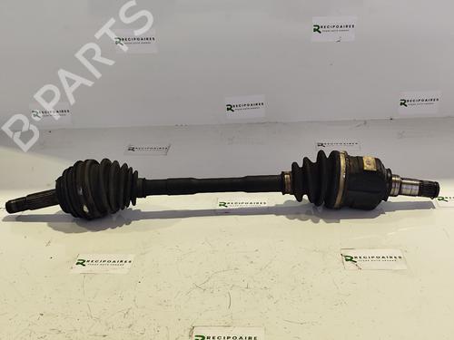 Used Left front driveshaft Left front driveshaft TOYOTA YARIS VERSO (_P2_) 1.3 (NCP20_, NCP22_, NCP20R, NCP22R) (86 hp) 31738819 31738819