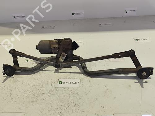 front-wiper-motor-renault-clio-ii-bb_-cb_-1998-1999-2000-2001-2002-2003-2004-2005-2006-2007-2008-2009-2010-2011-2012-2013-2014-2015-2016-31738838 main image