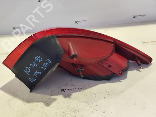 Left taillight PEUGEOT 407 SW (6E_, 6D_) 2.0 HDi | BP31738894C34