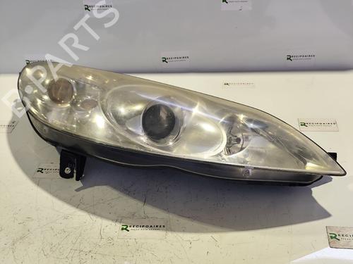 Used Right headlight PEUGEOT 407 SW (6E_, 6D_) 2.0 HDi (163 hp) 31738936