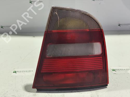 Used Right taillight SKODA OCTAVIA I Combi (1U5) 1.9 TDI (110 hp) 31739154