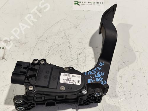 Used Pedal FORD FIESTA V (JH_, JD_) 1.25 16V (75 hp) 31739415