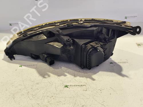 Right headlight FORD FOCUS I Estate Van (DNW) 1.8 TDDi | BP31739505C29