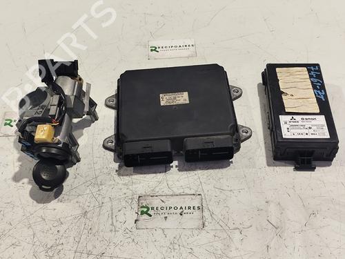 Modulo electronico MITSUBISHI COLT VI (Z3_A, Z2_A) 1.1 (Z31A, Z32A) (75 hp) 31739899