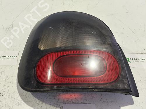 left-taillight-renault-megane-scenic-ja01_-1996-1997-1998-1999-2000-2001-31739950 main image