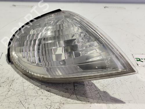 Used Right front indicator NISSAN ALMERA II (N16) 1.5 (90 hp) 31740076