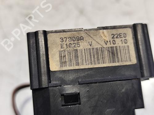 Headlight switch RENAULT CLIO II (BB_, CB_) 1.2 (BB0A, BB0F, BB10, BB1K, BB28, BB2D, BB2H, CB0A,... | BP31740403I24 
