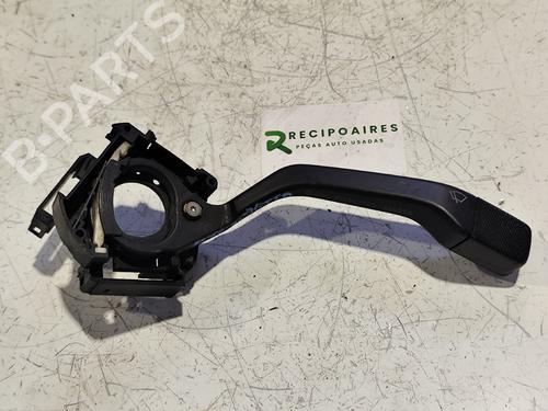 Commodo Essuie Glace / Phare VW JETTA II (19E, 1G2, 165) 1.6 D (54 hp) 31740573