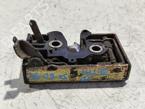 Høyre foran lås VW JETTA II (19E, 1G2, 165) 1.6 D (54 hp) 31740576