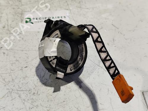 squib-airbag-renault-laguna-i-b56_-556_-1993-1994-1995-1996-1997-1998-1999-2000-2001-2002-31740578 main image