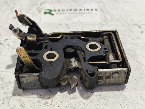 Venstre foran lås VW JETTA II (19E, 1G2, 165) 1.6 D (54 hp) 31740638