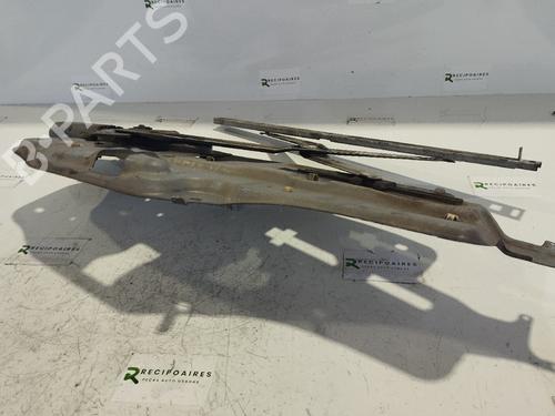 front-right-window-mechanism-renault-laguna-i-b56_-556_-1993-1994-1995-1996-1997-1998-1999-2000-2001-2002-31740664 main image
