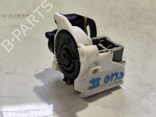 Used Tailgate lock RENAULT CLIO II (BB_, CB_) 1.2 (BB0A, BB0F, BB10, BB1K, BB28, BB2D, BB2H, CB0A,... (58 hp) 31740666