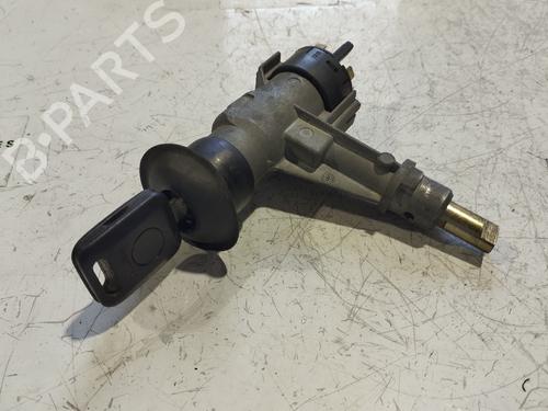 Kombi Kontakt / Stilkkontakt AUDI 80 B4 Avant (8C5) 2.0 (90 hp) 31741156