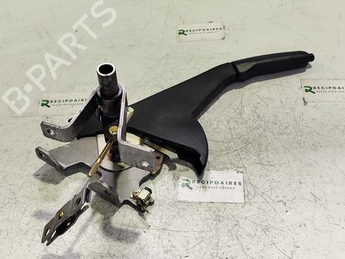 Parkbremsarm/handtak MITSUBISHI GRANDIS (NA_W) 2.4 MIVEC (NA4W) (177 hp) 31741238