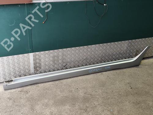 Faldon izquierdo MITSUBISHI GRANDIS (NA_W) 2.4 MIVEC (NA4W) (177 hp) 31741240