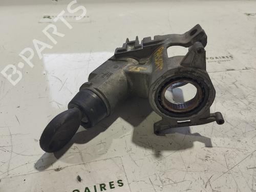 Used Switch VW PASSAT B3/B4 (315, 3A5) 1.9 TD (75 hp) 31741319