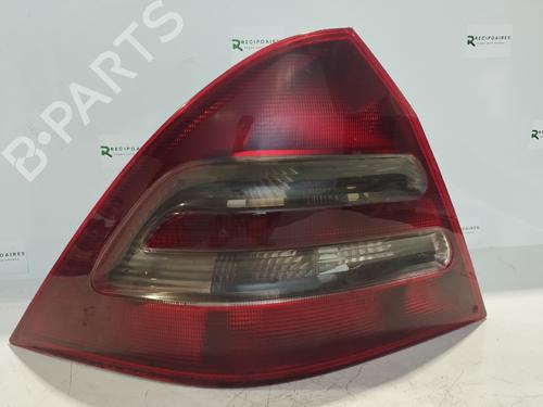 Used Left taillight MERCEDES-BENZ C-CLASS (W203) C 220 CDI (203.006, 203.008) (143 hp) 31741453