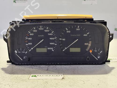 Kombiinstrument VW POLO Variant (6V5) 1.9 TDI (90 hp) 31742869