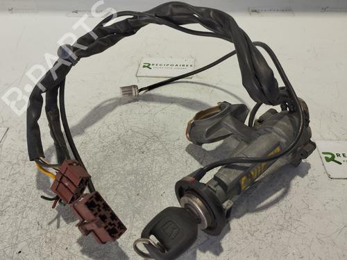 Spak kontakt HONDA CIVIC VI Hatchback (EJ, EK) 1.4 i (EJ9) (75 hp) 31743065