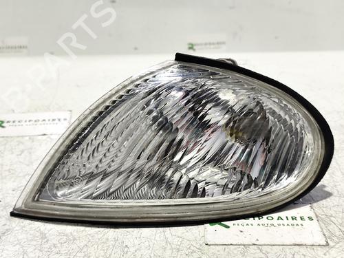 Blinker vorne links für HYUNDAI LANTRA II (J-2) 1.9 D (68 hp) 31744156
