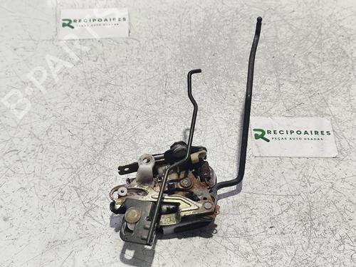 Venstre fortil lås HYUNDAI LANTRA II (J-2) 1.9 D (68 hp) 31744278