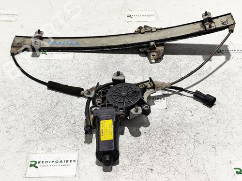 Elevalunas delantero derecho HYUNDAI LANTRA II (J-2) 1.9 D (68 hp) 31744311