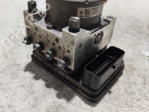 Used ABS pump RENAULT MEGANE IV Hatchback (B9A/M/N_) 1.5 dCi 110 (B9A3) (110 hp) 31744620
