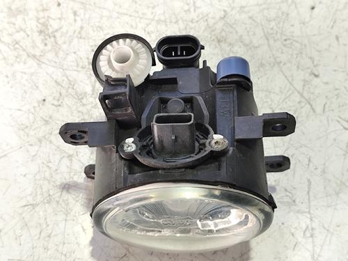 Right front fog light MITSUBISHI MIRAGE / SPACE STAR VI Hatchback (A0_A) 1.2 (A03A) | BP31744629C31